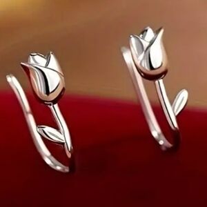 NWT S925 Sterling Silver Tulip Stud Earrings Womens Jewelry